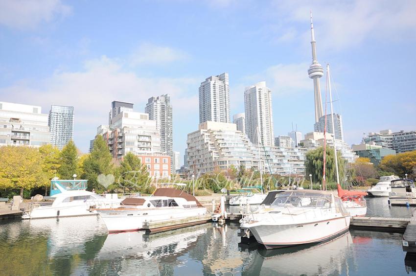 Luxury Condo With Cn Tower View Toronto Dış mekan fotoğraf